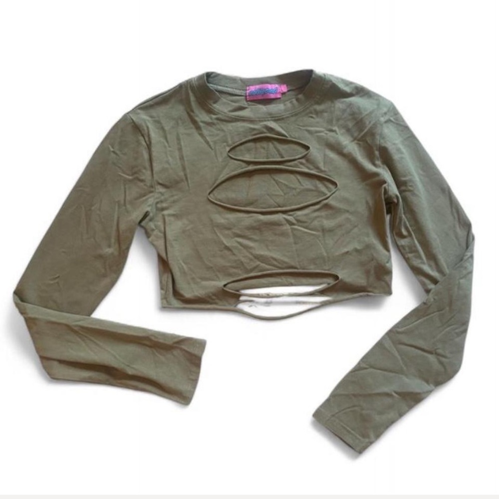 Edikted distressed front crop top